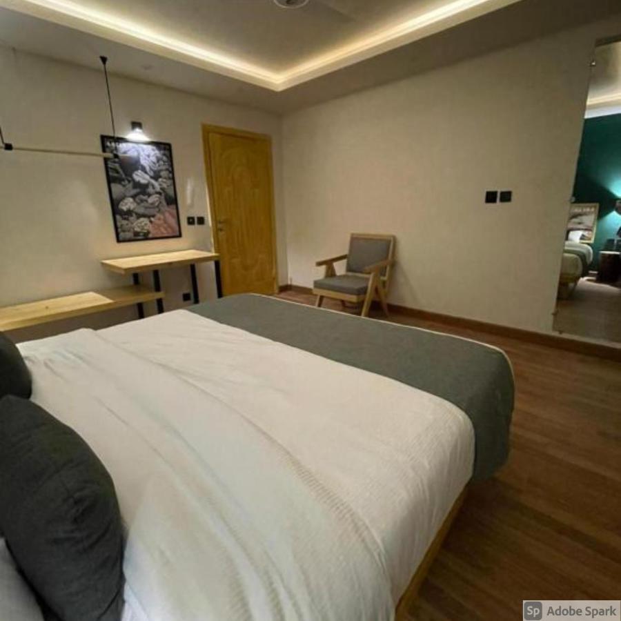 Eat And Read Hotel سكردو المظهر الخارجي الصورة