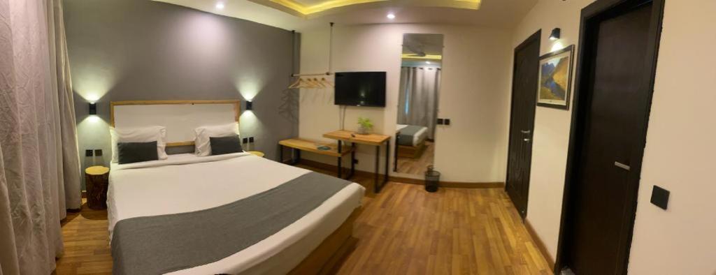 Eat And Read Hotel سكردو المظهر الخارجي الصورة
