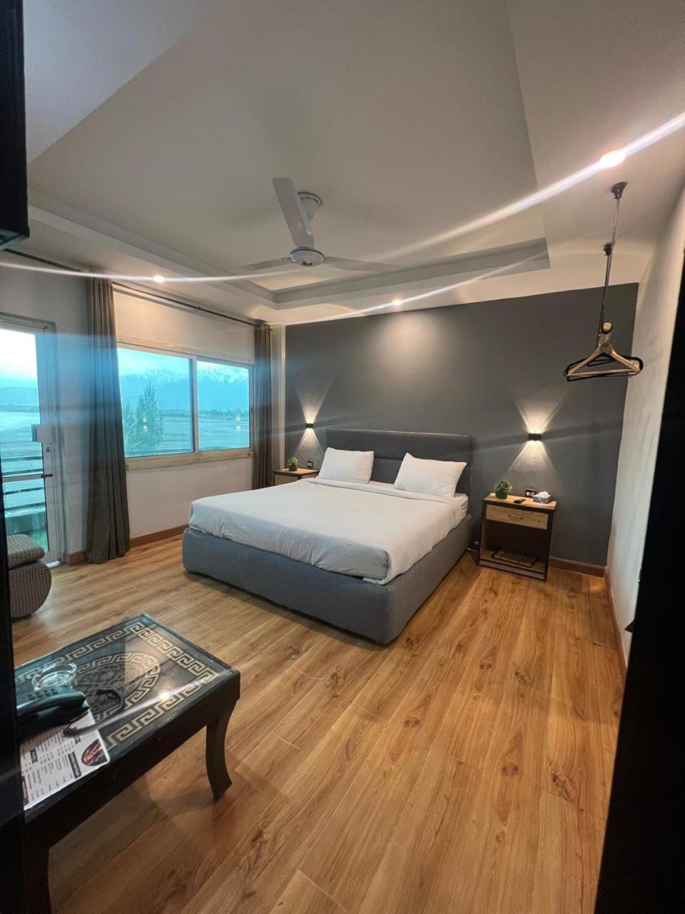 Eat And Read Hotel سكردو المظهر الخارجي الصورة